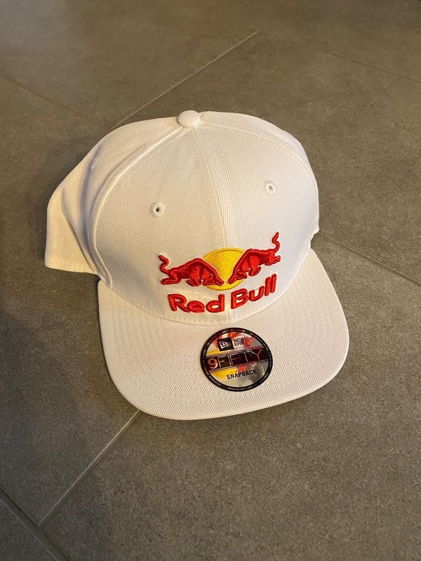 Red Bull Snapback weiss
